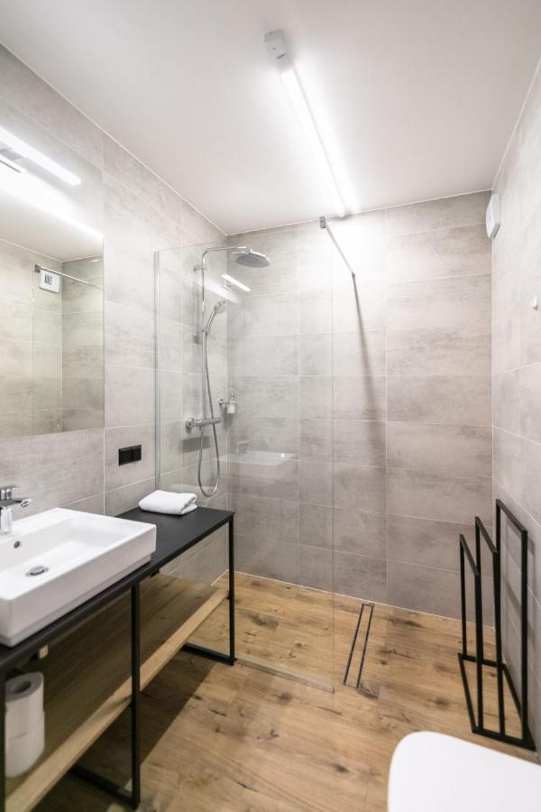 Apartamenty Pod Szyndzielnia Blisko Kolejki I Hali Pod Debowcem - Dream Apart Bielsko-Biała Extérieur photo