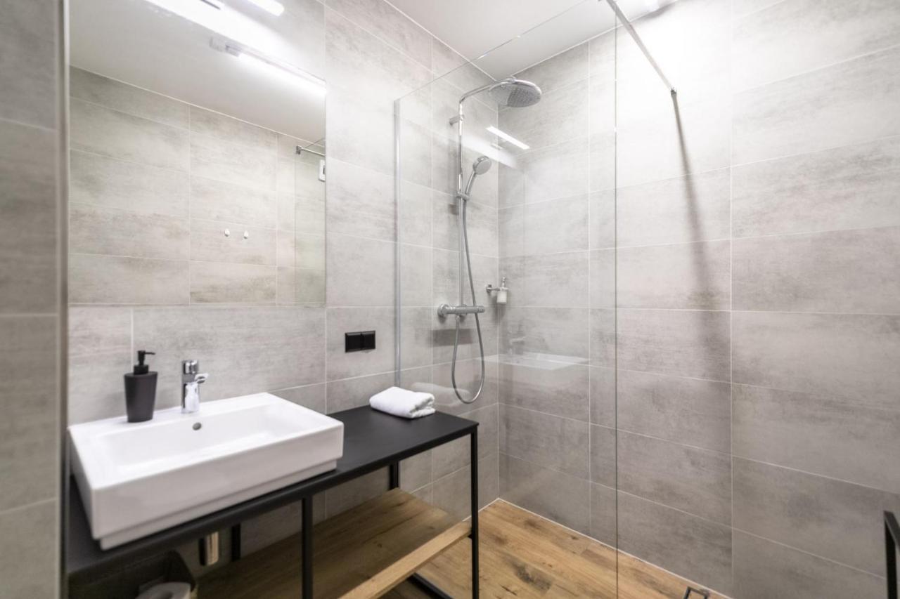 Apartamenty Pod Szyndzielnia Blisko Kolejki I Hali Pod Debowcem - Dream Apart Bielsko-Biała Extérieur photo
